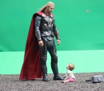 真·父女 锤哥与大女儿India Rose雷神2(2012)｜复联5(2025)