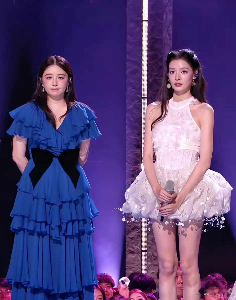 原来女人胖一点点，上镜都会显壮。 