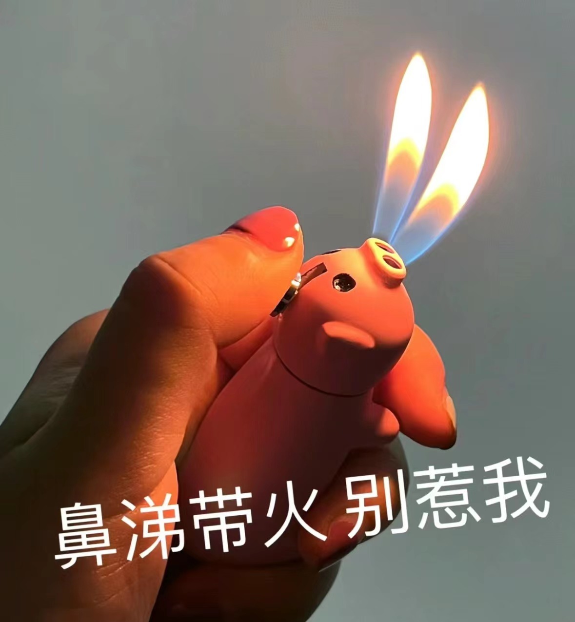 【飞机安检，为何对打火机如此严苛？】经历过飞机安检的朋友都知道，打火机是绝对的违