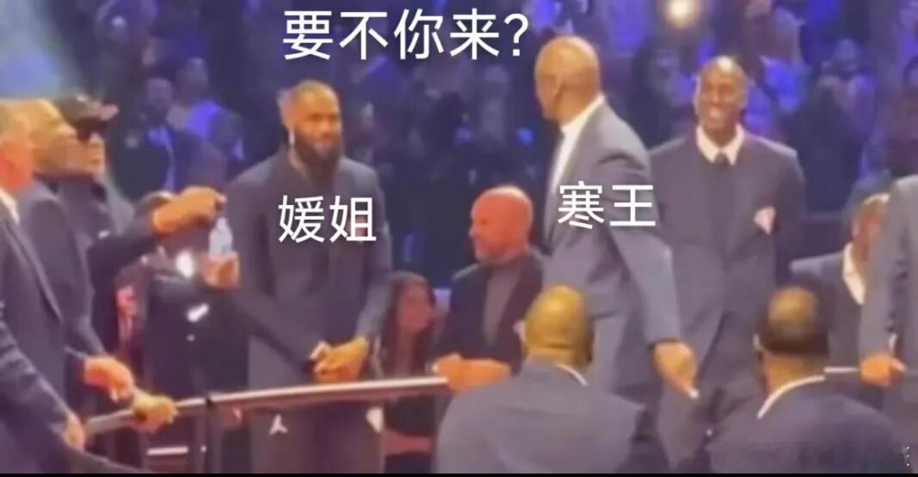 这海光是真狗，压力全给在无忌和源杰，在前面顶着，自己躲背后偷偷涨，在垃圾时间刷数