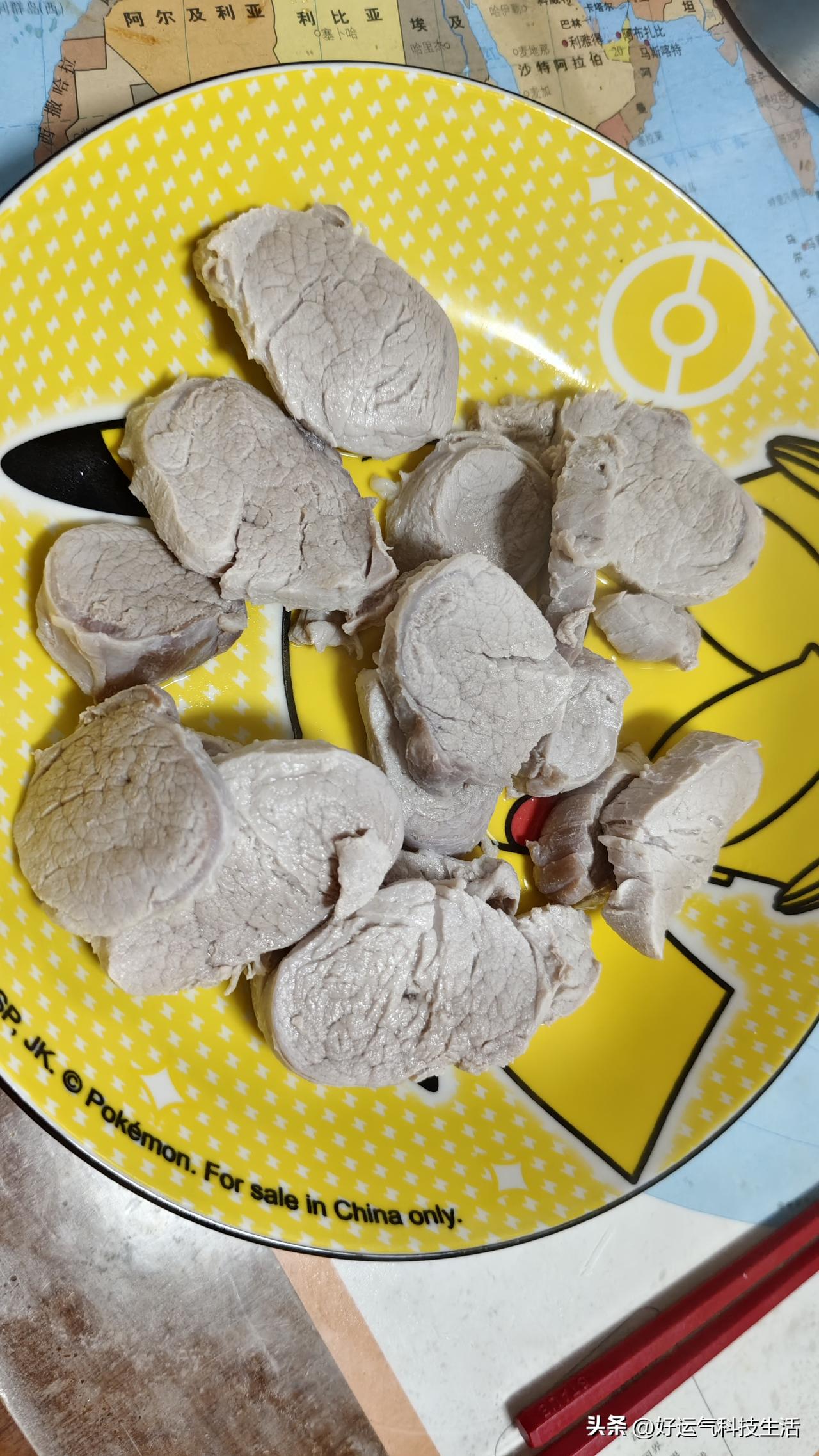 减肥人的晚饭，真的太考验意志力了
 
为了稳稳控制体重，今天的晚餐我可是下足了功