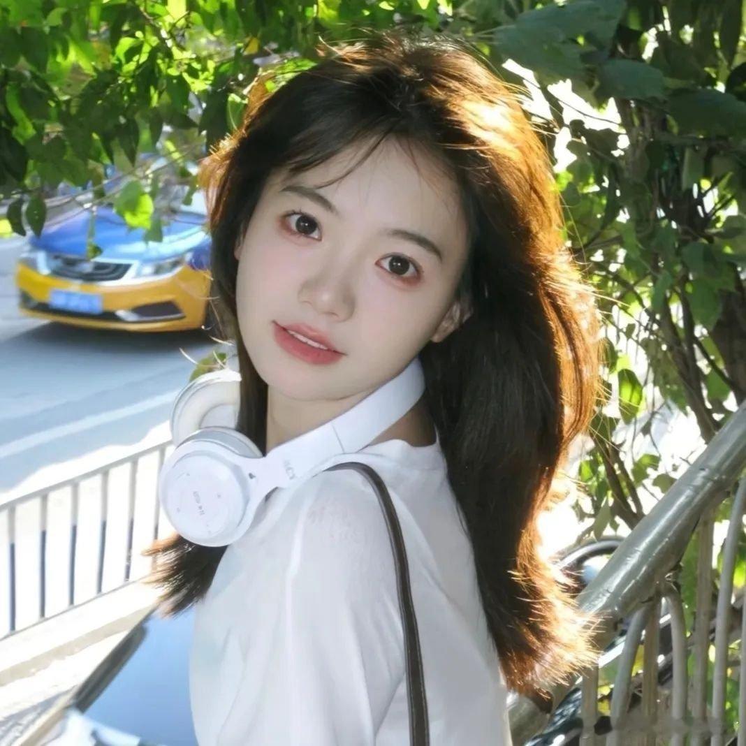 #各类小说推荐[超话]#                          《慕