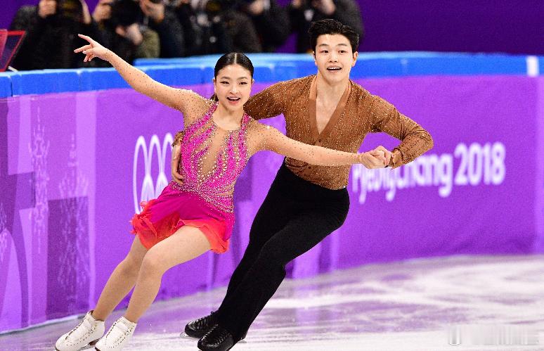 看齐日本白血病康复女将 美国滑冰亚裔明星同样抗癌成功 七年后重返赛场据外电报道，