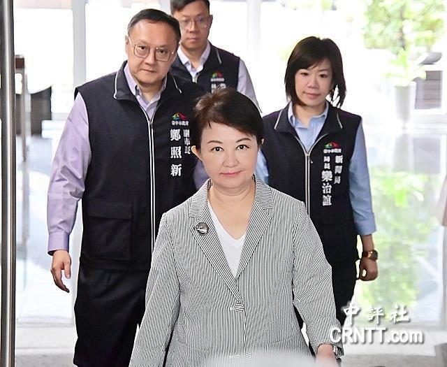 罕见批民进党当局！卢秀燕挺饶庆铃：封杀首长就是封杀农民
中国国民党籍台东县长饶庆