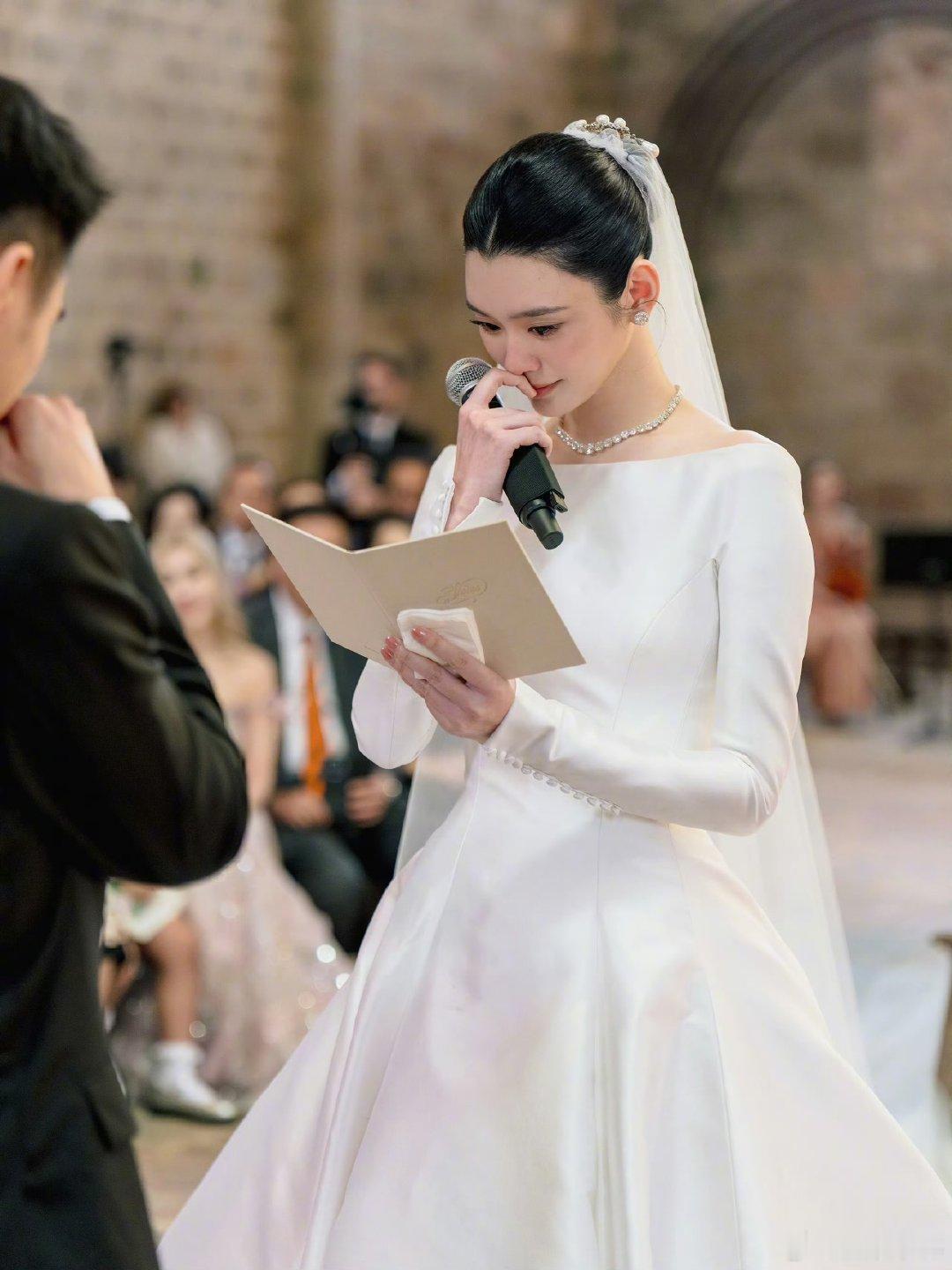 何猷君奚梦瑶越看越有夫妻相何猷君奚梦瑶夫妻相啊啊啊啊啊啊啊何猷君奚梦瑶越看越有夫