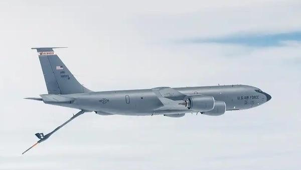 美军加油机。
3月13日，伊朗称美军一架KC-135加油机在伊拉克西部被抵抗组织