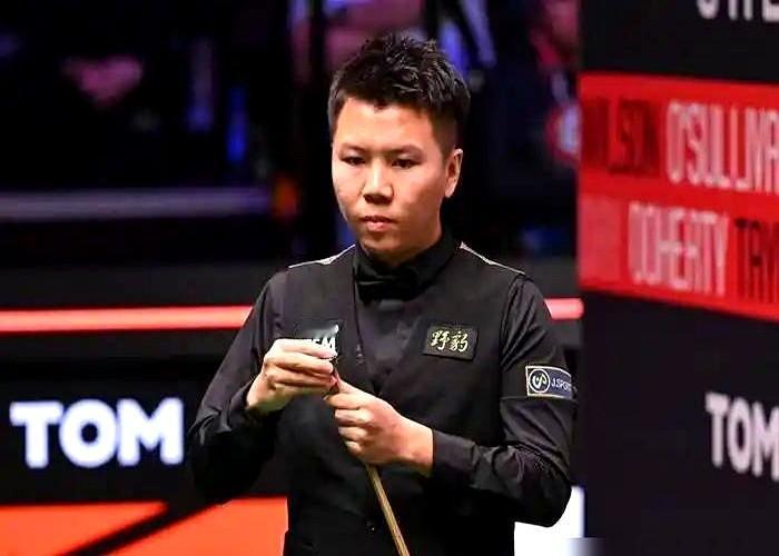 斯诺克32强奖金5400英镑，换算成人民币还不到5万。这不是玩笑，这是中国选手周