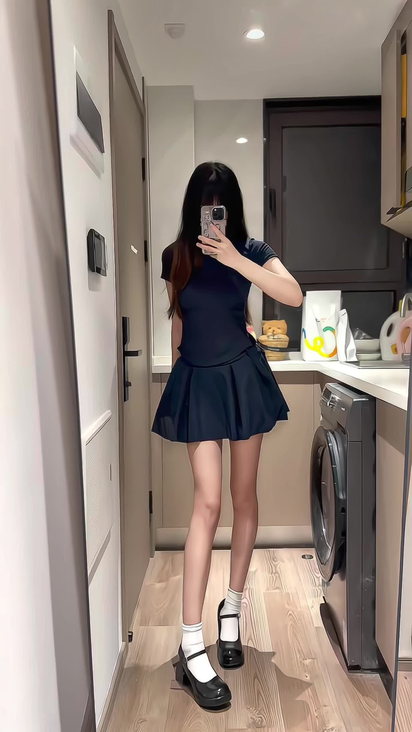 喜欢看美女也喜欢穿成美女