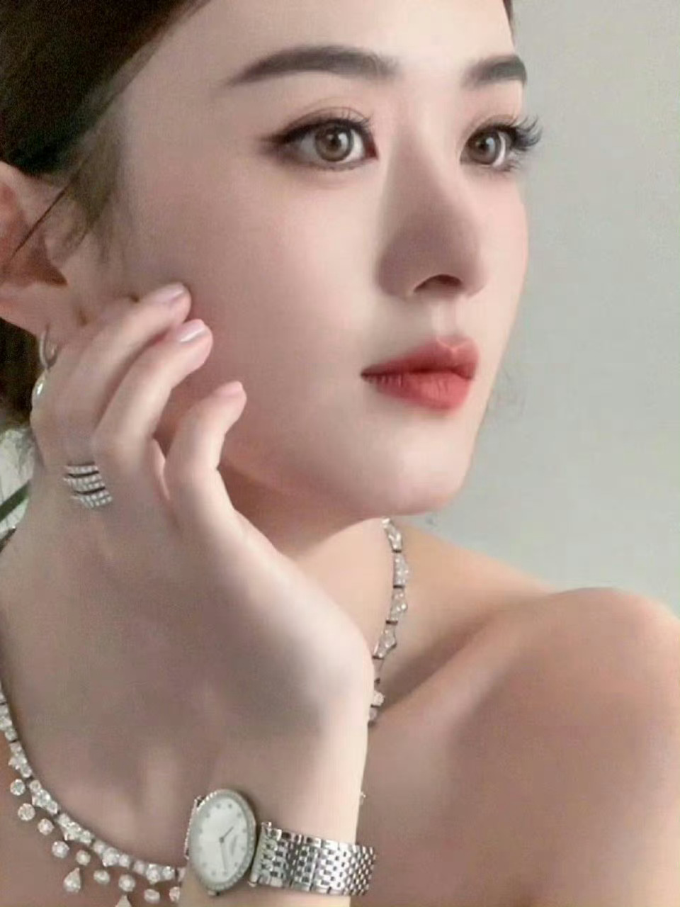 沉浸式欣赏丽神美貌～ ​​​