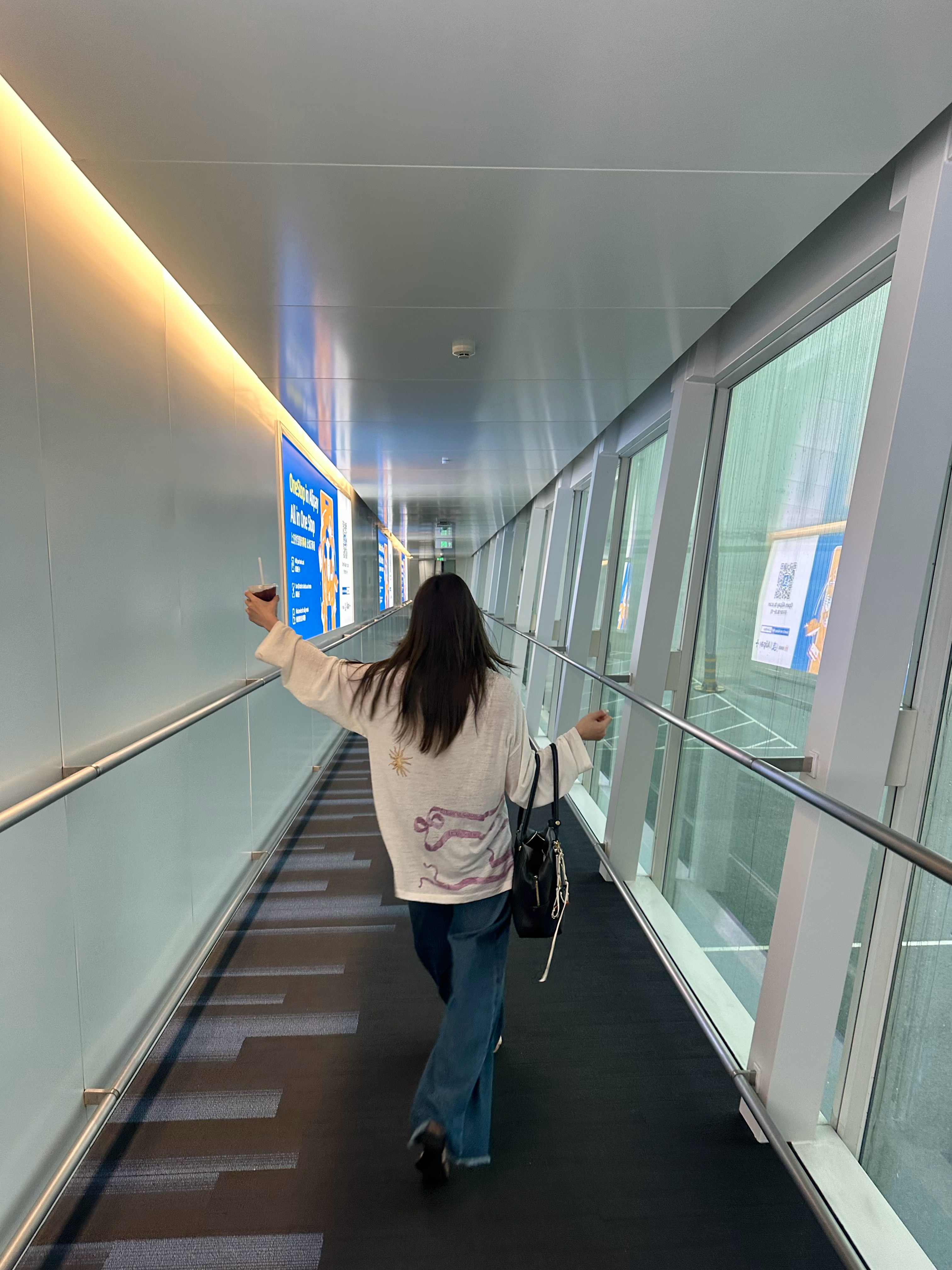 走吧 出发Seoul🛫去汉江吹吹风#manty搭配日志[超话]#  ​​​