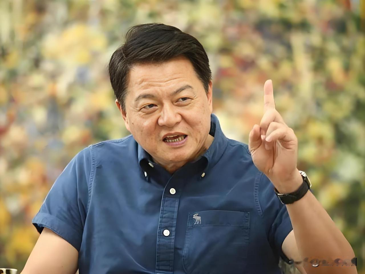 周锡玮为什么会出任旺旺集团副董事长？
 
很多人会把周锡玮写成周锡伟。他能进入旺