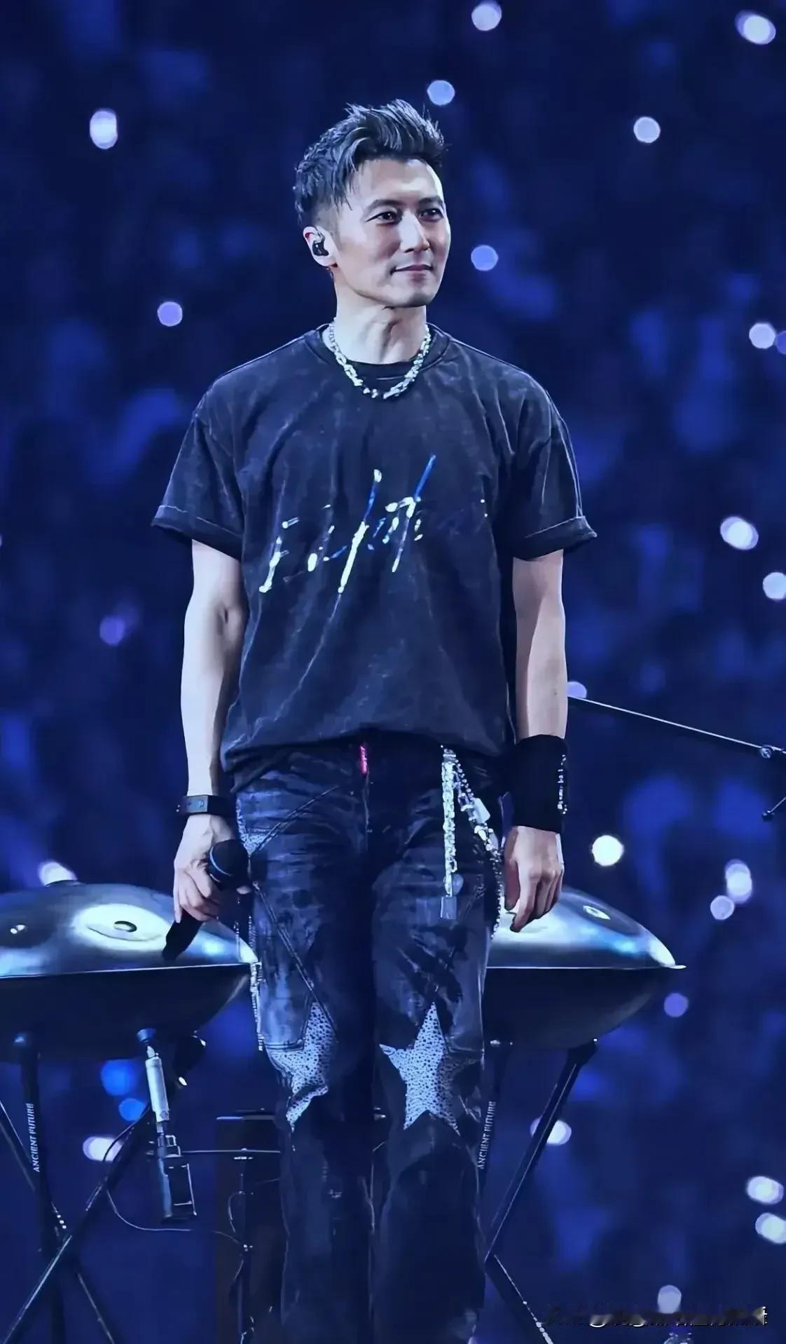 80后还是很多人喜欢他的