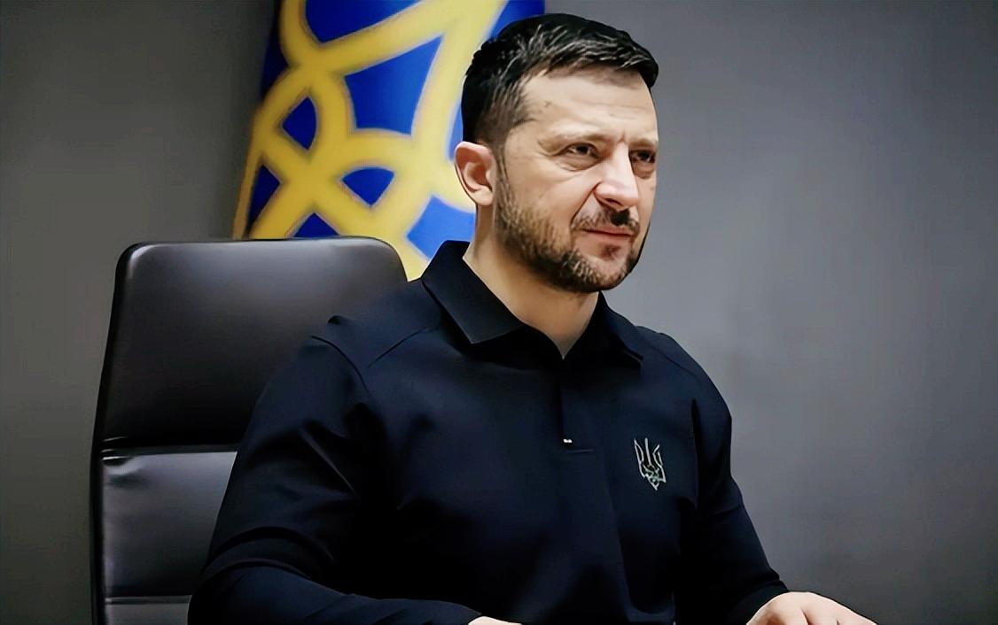 泽连斯基为什么还能活到现在？话说俄军的导弹能精准砸向基辅的设施，却偏偏绕开了泽连