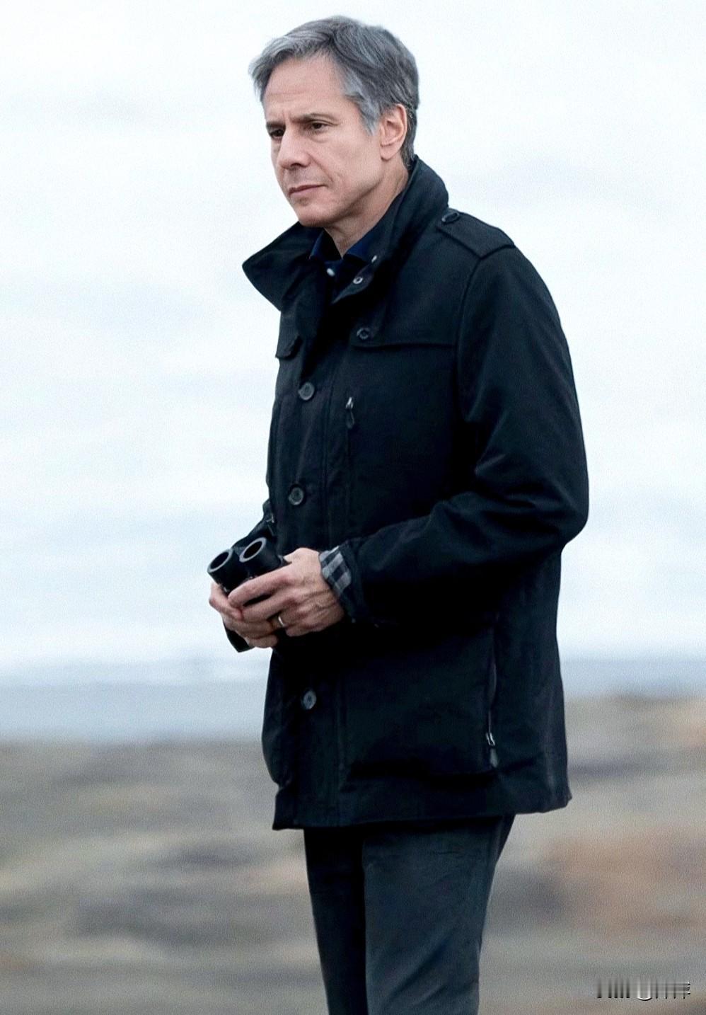 忧郁的男人.布林肯