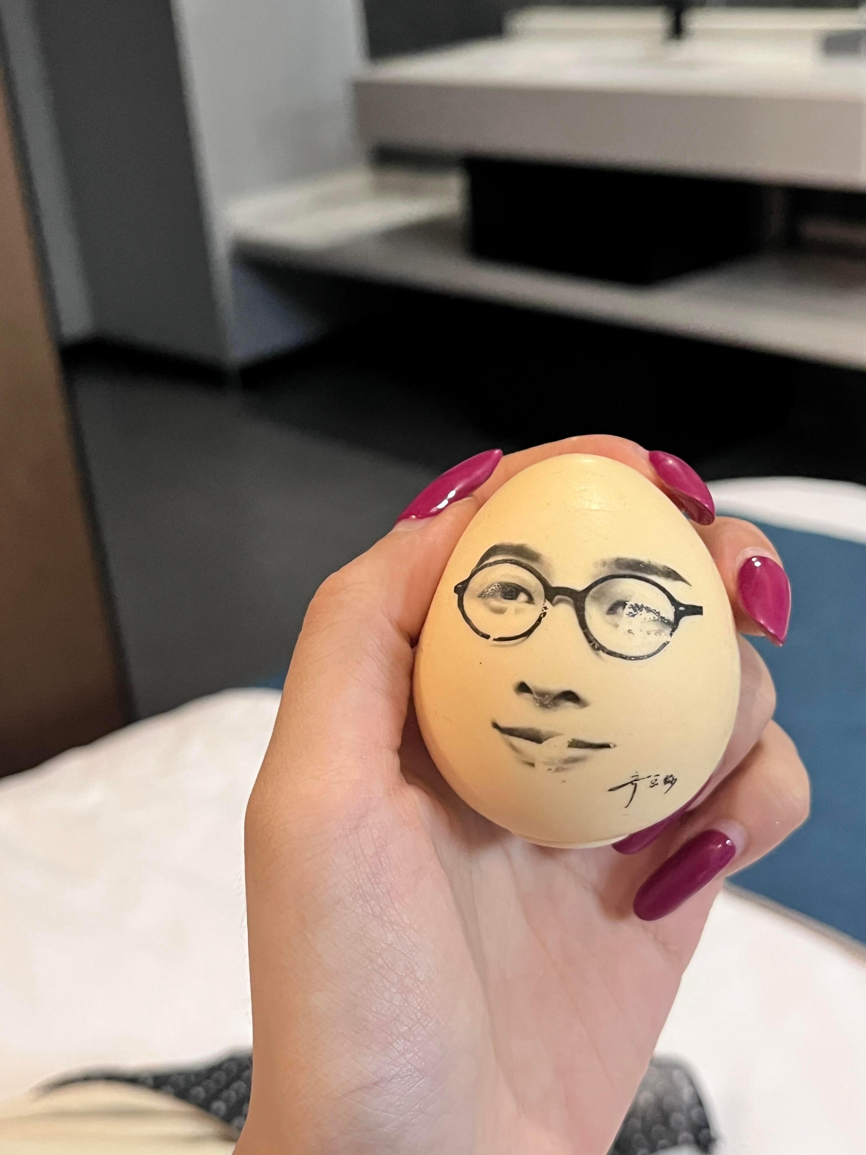 哈哈哈哈哈披哥你够了[泪奔]齐思钧🥚时候 ​​​