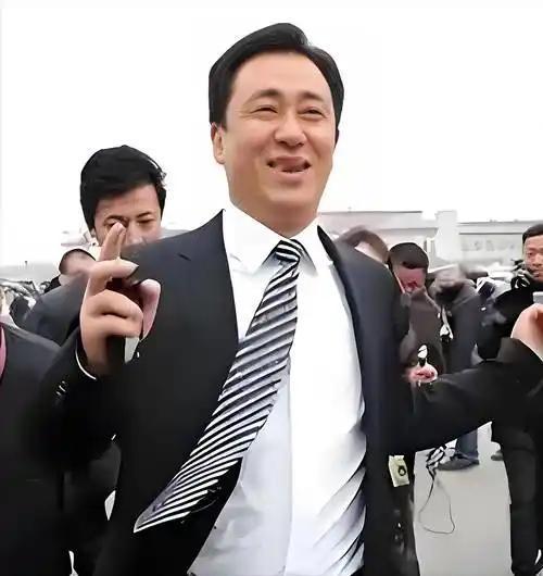 恒大清算再进一步：丁玉梅海外资产被盯上

11月26日，香港高等法院为处于清算的