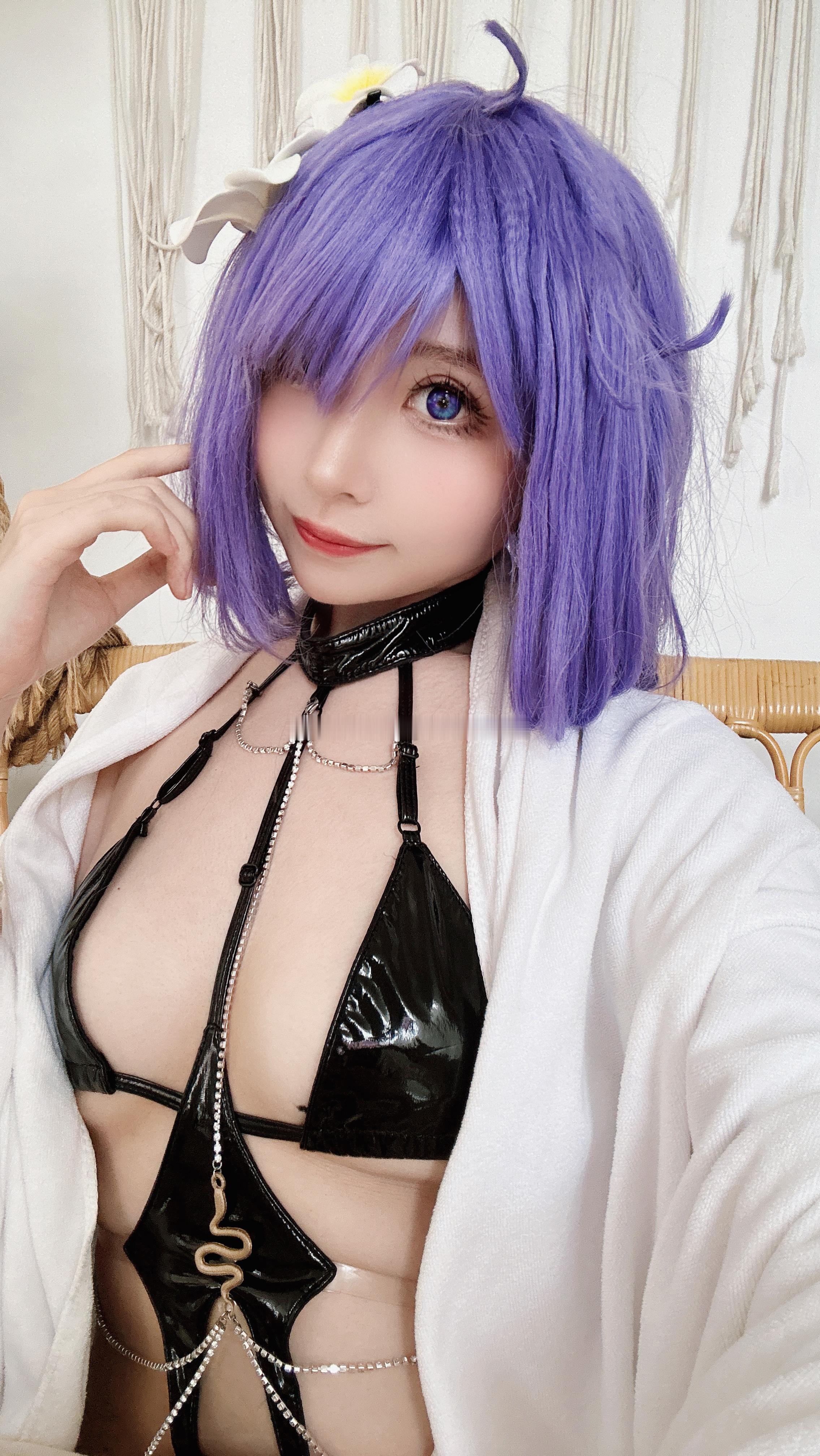 碧蓝航线[超话]碧蓝航线碧蓝航线cos 💖 莫加多尔· 静谧一隅的燥热 💖是