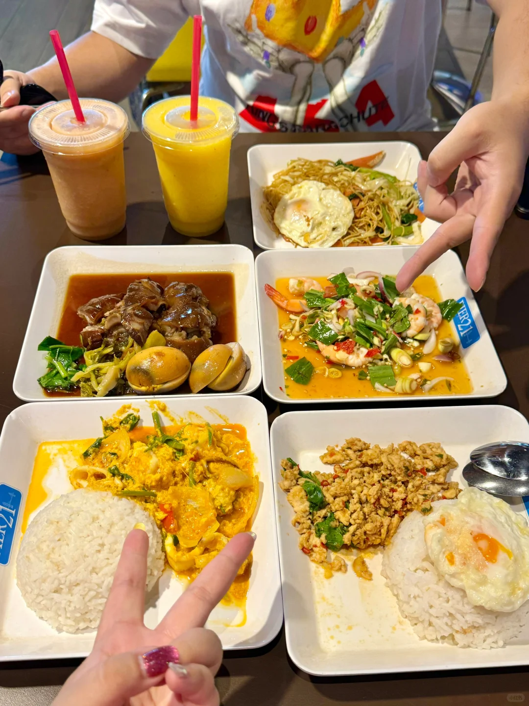 在泰国🇹🇭我的消费观瞬间崩塌了。。。。。。