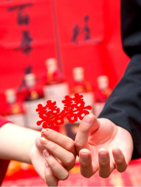 一位社会学家曾说:：“现在最严重的问题，已经不是00后不结婚， 90后不生娃，而