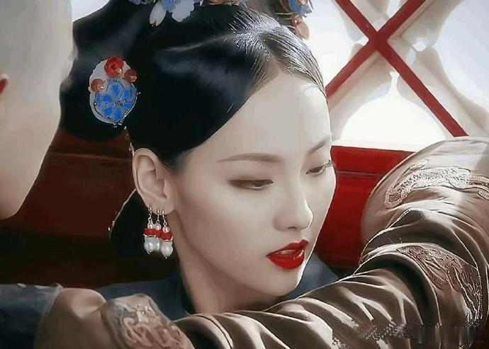 发际线高是美女的烦恼。 