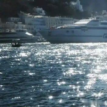 【娱乐资讯🍇🍇🍇💞💞💞】王鹤棣沈月恋爱了？沈月和王鹤棣这几年避嫌避的