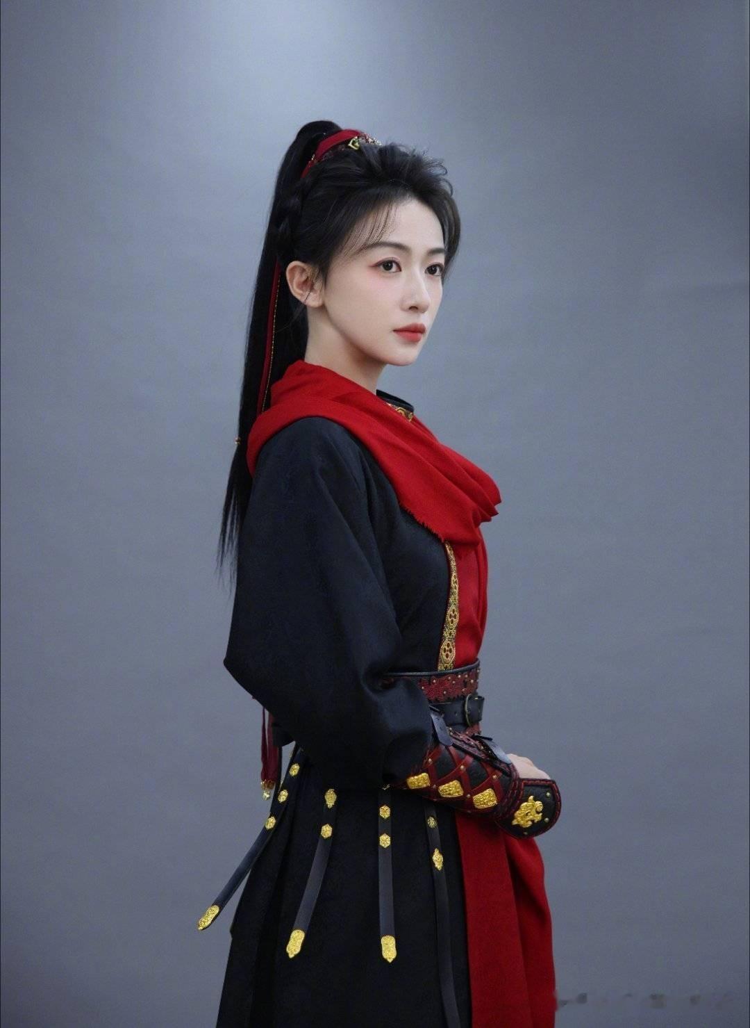 1.吴谨言陈哲远（排名不分先后）《江山为聘》暂定7月26日湖南卫视黄金档、芒果T