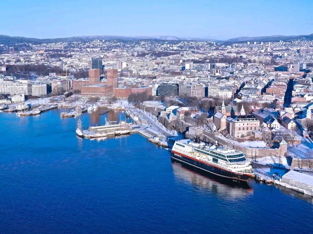 多数美国人不支持夺取格陵兰岛

特朗普可以说是美国人中的一个另类，他不但不按常规