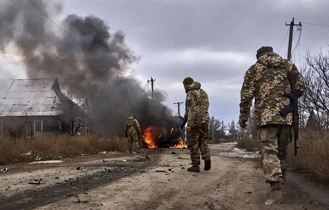 乌克兰作为北约和俄罗斯的“缓冲带”，为何不能像瑞士那样成为永久中立国。

事实上