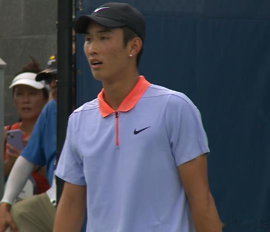 除夕战ATP250德拉海滩首轮01:30，黄泽林vs博尔热斯ATP500多哈首轮