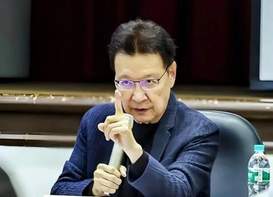 “大陆要统一台湾非常难！“台湾名嘴赵少康曾说，大陆想统一台湾不容易，因为大多数老