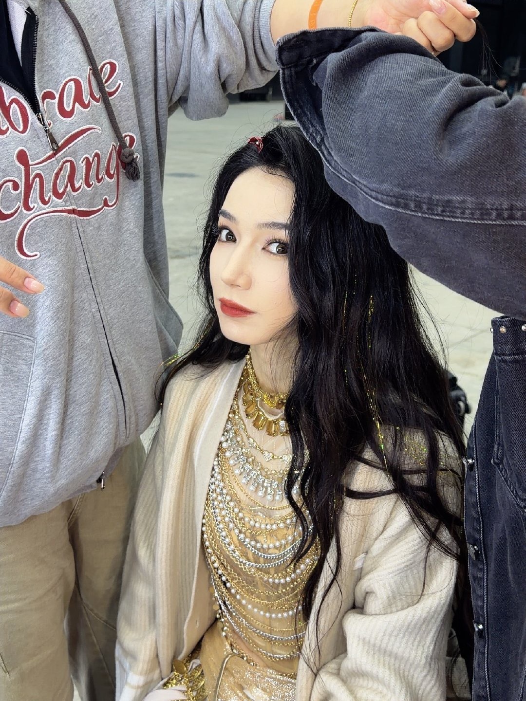 全场大喊代斯代斯票数真的低了，全场大喊代斯好感动啊，姐姐的实力大家都看得见乘风初