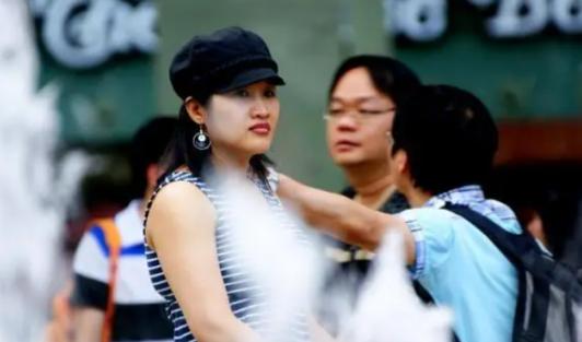 一位新加坡华人终于说了实话，他表示，在新加坡的华人，根本不在乎中国到底好不好，很