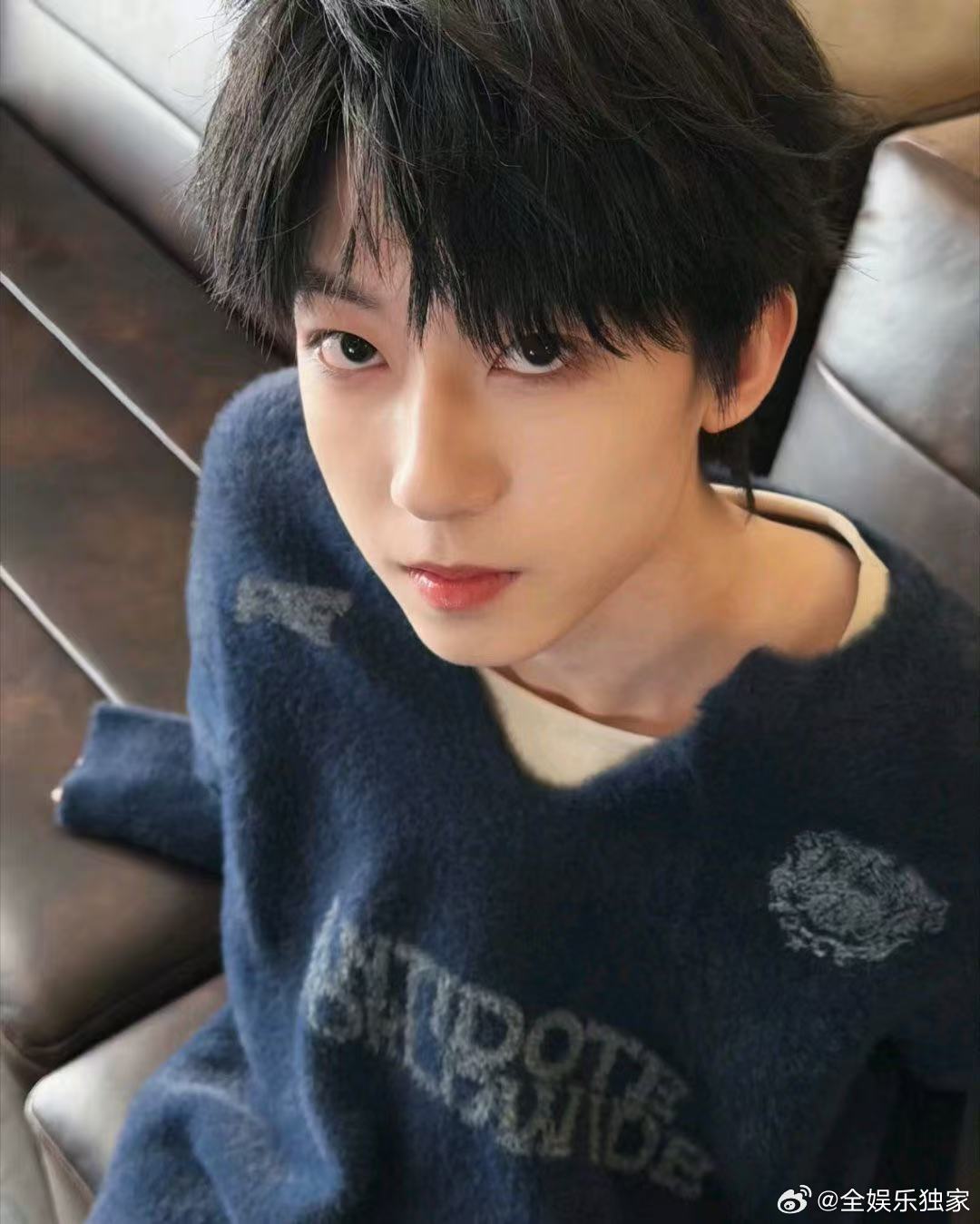 杨博文感冒了杨博文发语音说怕感冒影响公演杨博文怕感冒影响公演