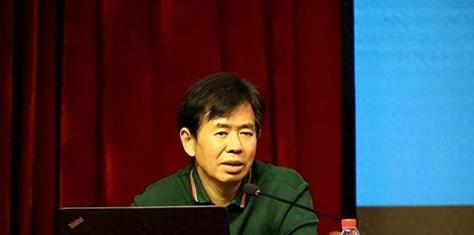 戴旭警示：航母、五代机、远程导弹堆起来也没用，如果不敢亮剑、不给挑衅者代价，中国