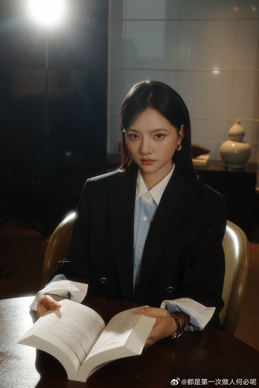 任敏秦睿人设任敏秦睿小太阳    任敏揭秘秦律师：矛盾现场讲道理，热血冲劲还带点