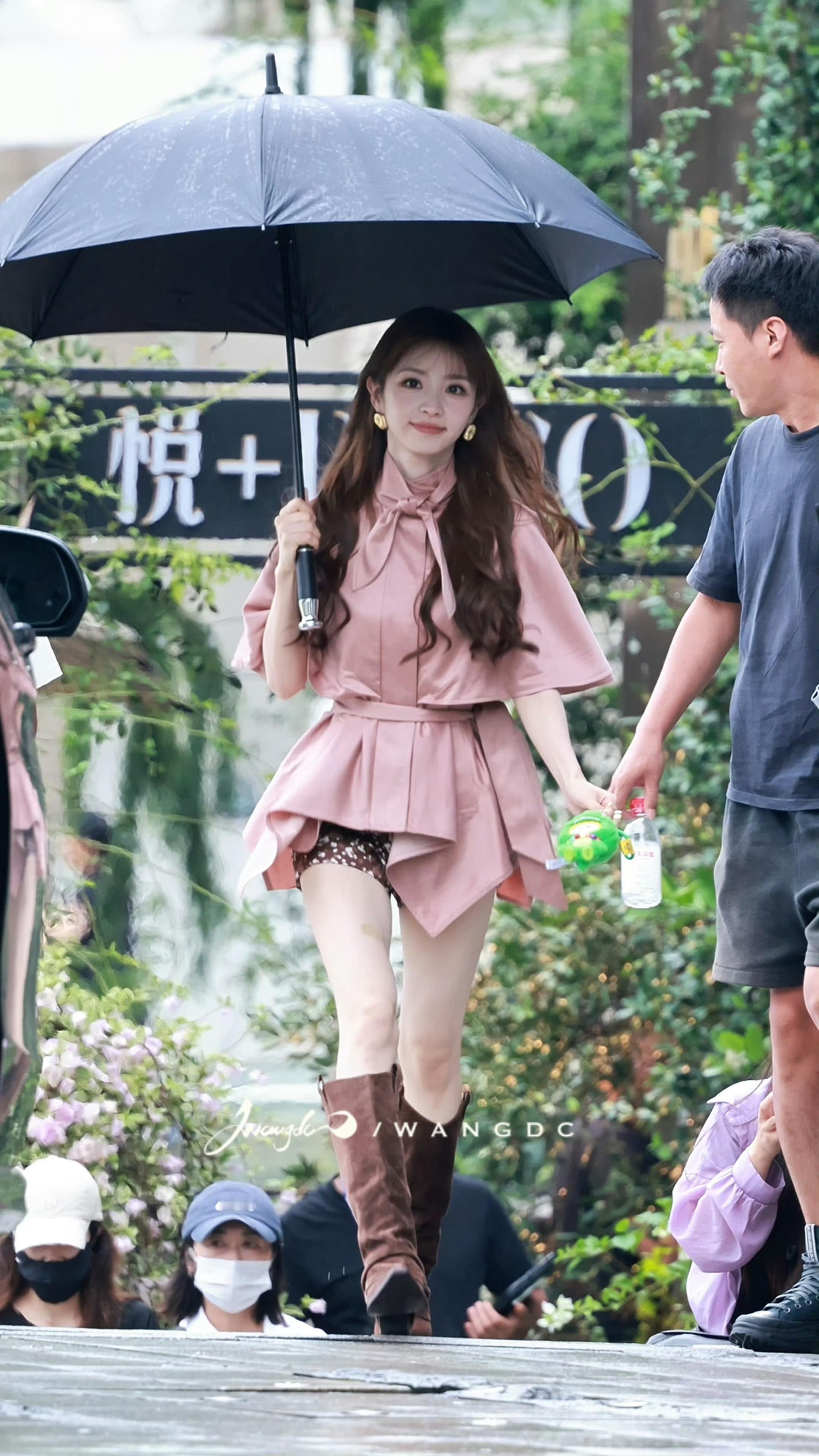 有人问我春天是什么  于是我想起第一次遇见你 ​​​