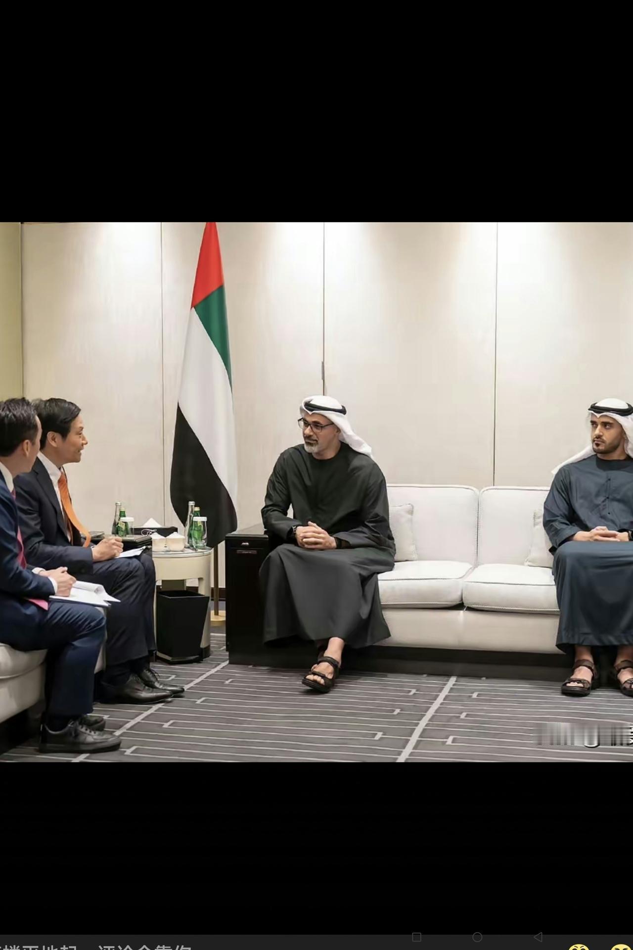 这次阿联酋的客人在北京会见了5位中国相关行业头部企业的负责人，其中小米公司创始人