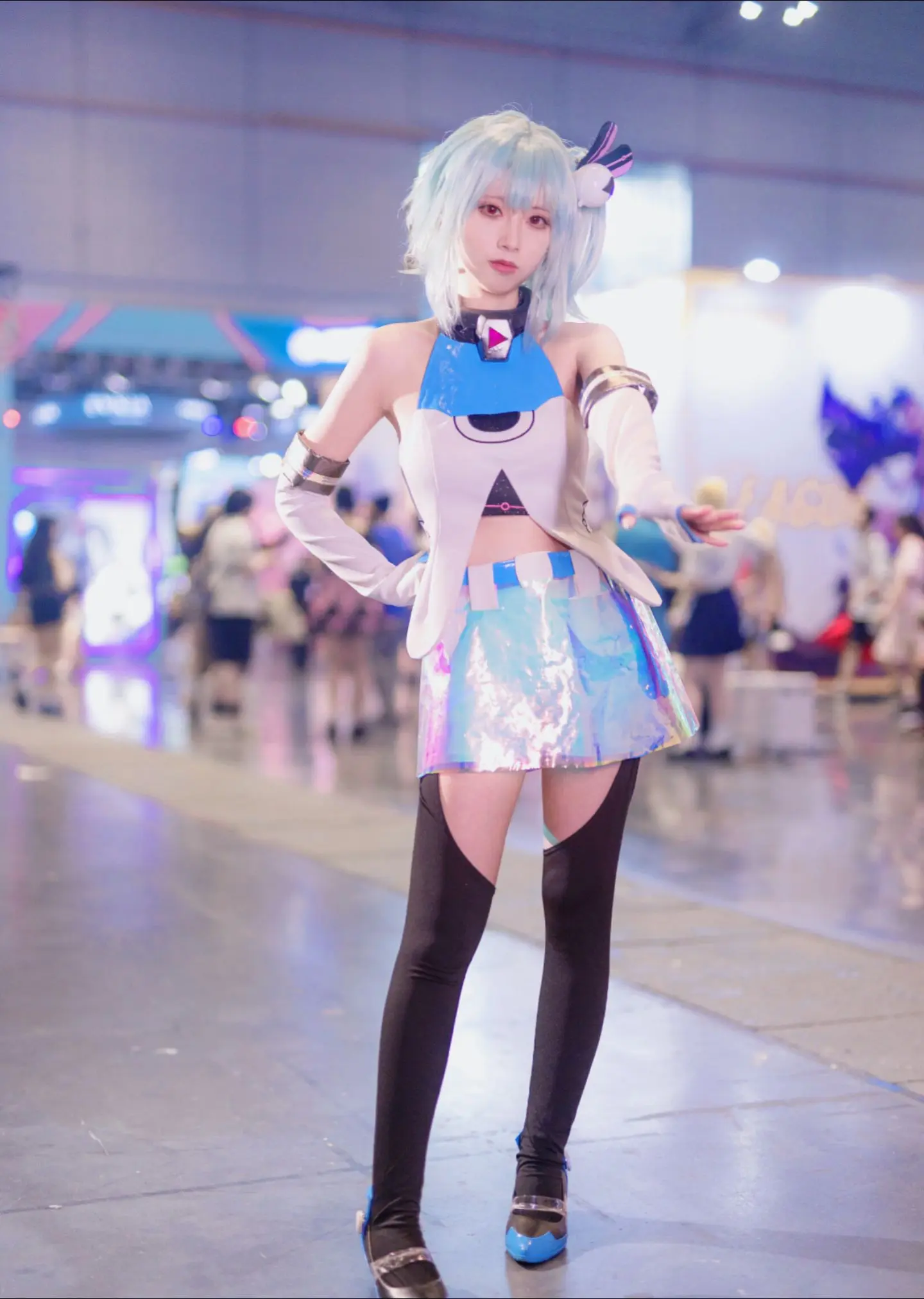 cosplay 二次元少女 2233娘 一种很新的cosplay 带着逛漫展