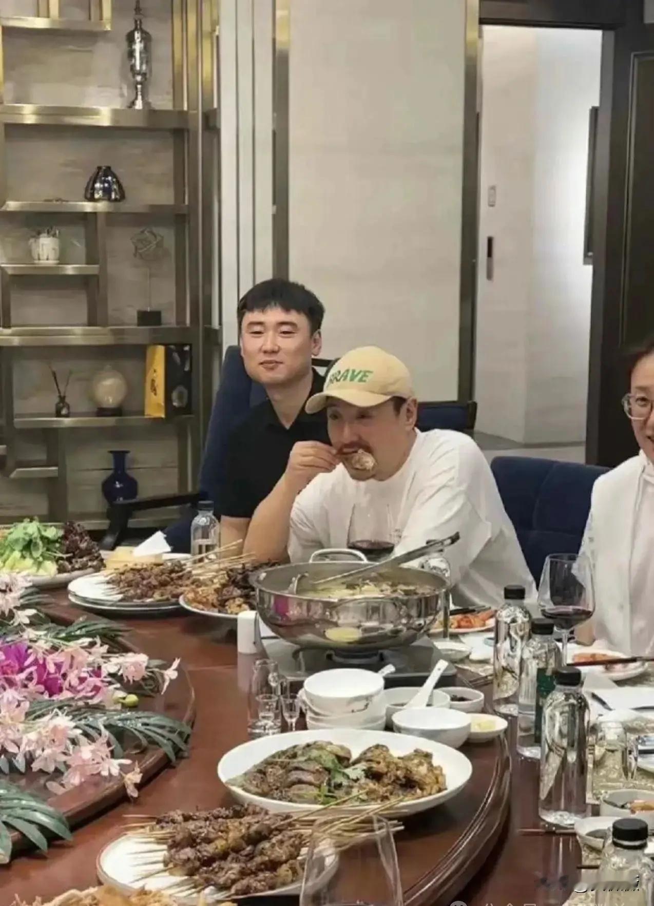 沈腾聚会，看起来非常好吃