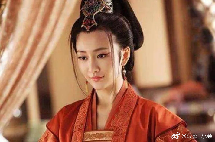 羊献容是中国历史上唯一一位在两个王朝都被正式册封的皇后。她出身名门泰山羊氏，家世