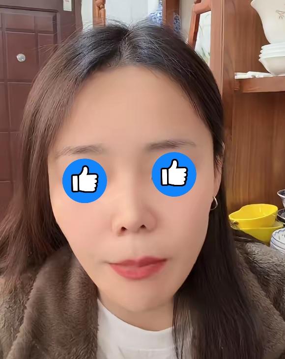 感觉30这次真做对了一件事，彻底没被那群带节奏的社会主播裹挟。
明明被所谓“东北