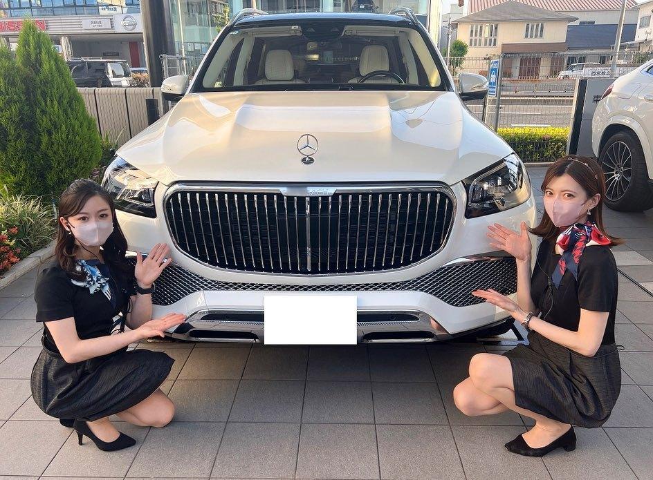 #4S店称迈巴赫漏水已锁定具体问题点# 日本神户最大的奔驰4S店里新到的迈巴赫G