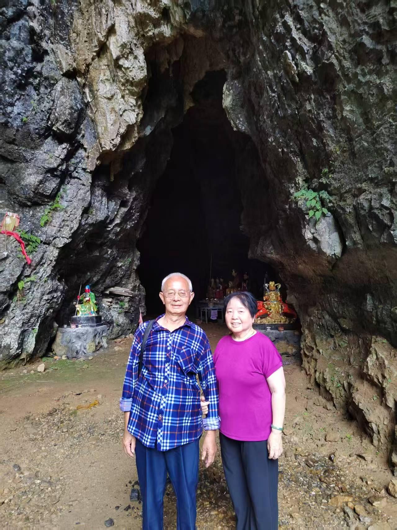 刘晓庆在婚恋上绯闻多   影响不好    主要是没有依法走程序

刘晓庆与陈国军