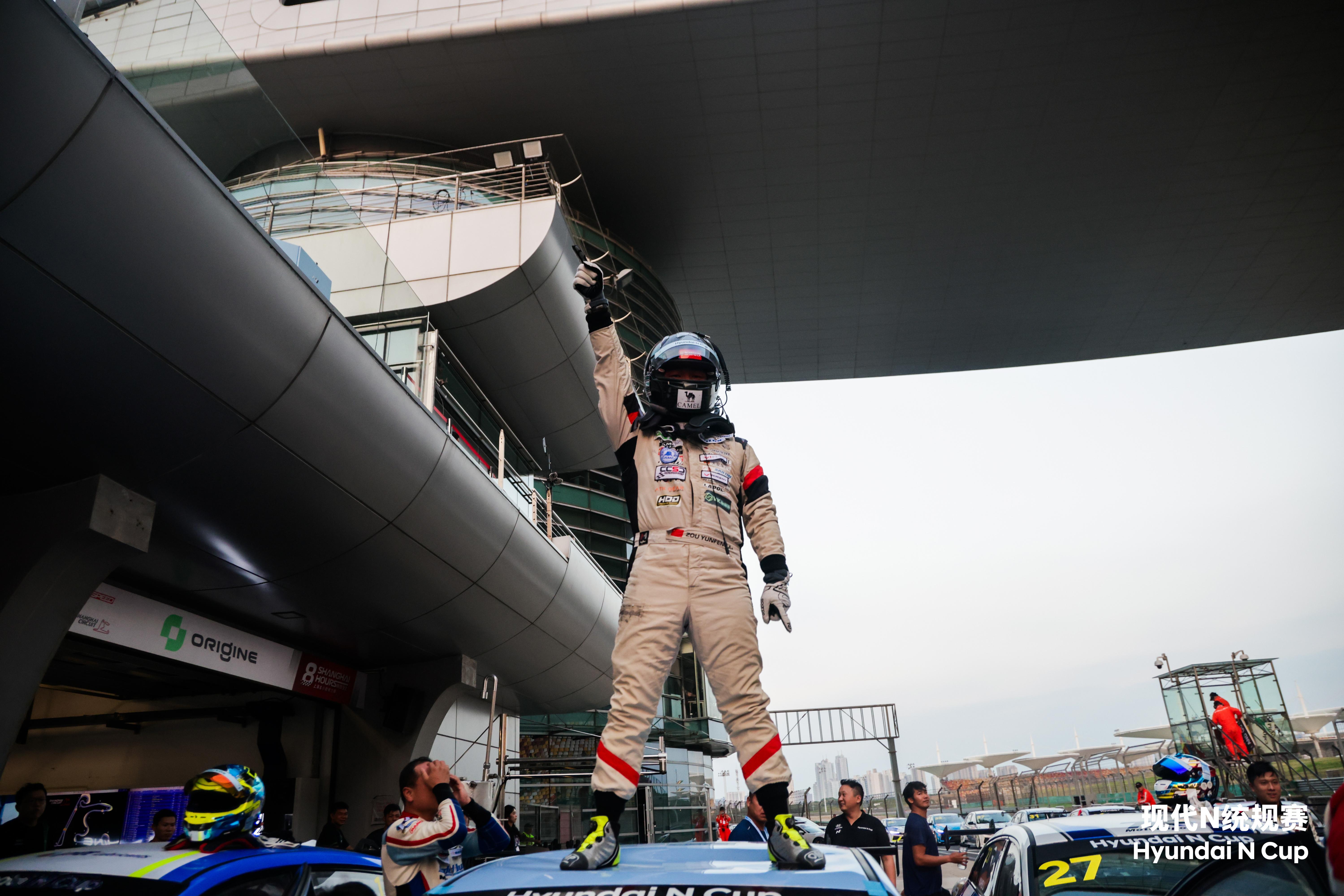 运气不错，Pole to win，全场冠军……赛季结束了，明年看看找个别的比赛玩