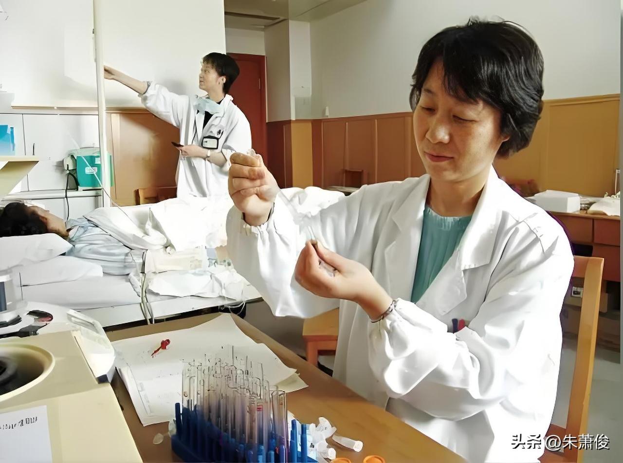 包玉倩，上海交通大学医学院附属第六人民医院内分泌代谢科主任、主任医师、教授、博导