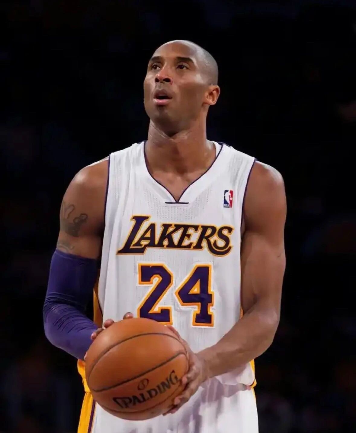 凌晨四点🕓💜💛科比KobeBryant凌晨四点