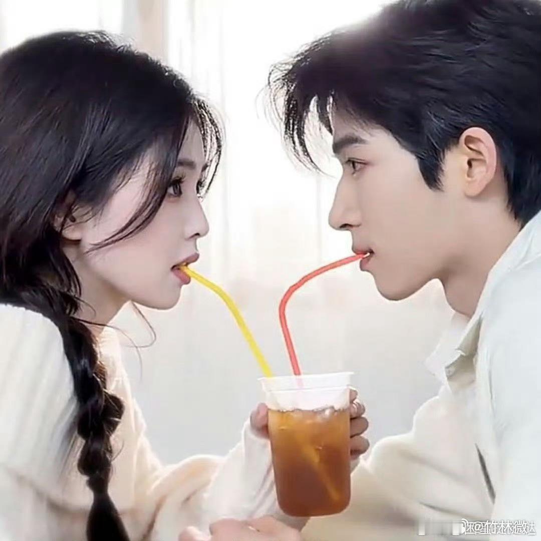 唐宫奇案之青雾风鸣 我的评分：白鹿王星越喝同一杯饮料👖唐宫奇案白鹿王星越四搭太