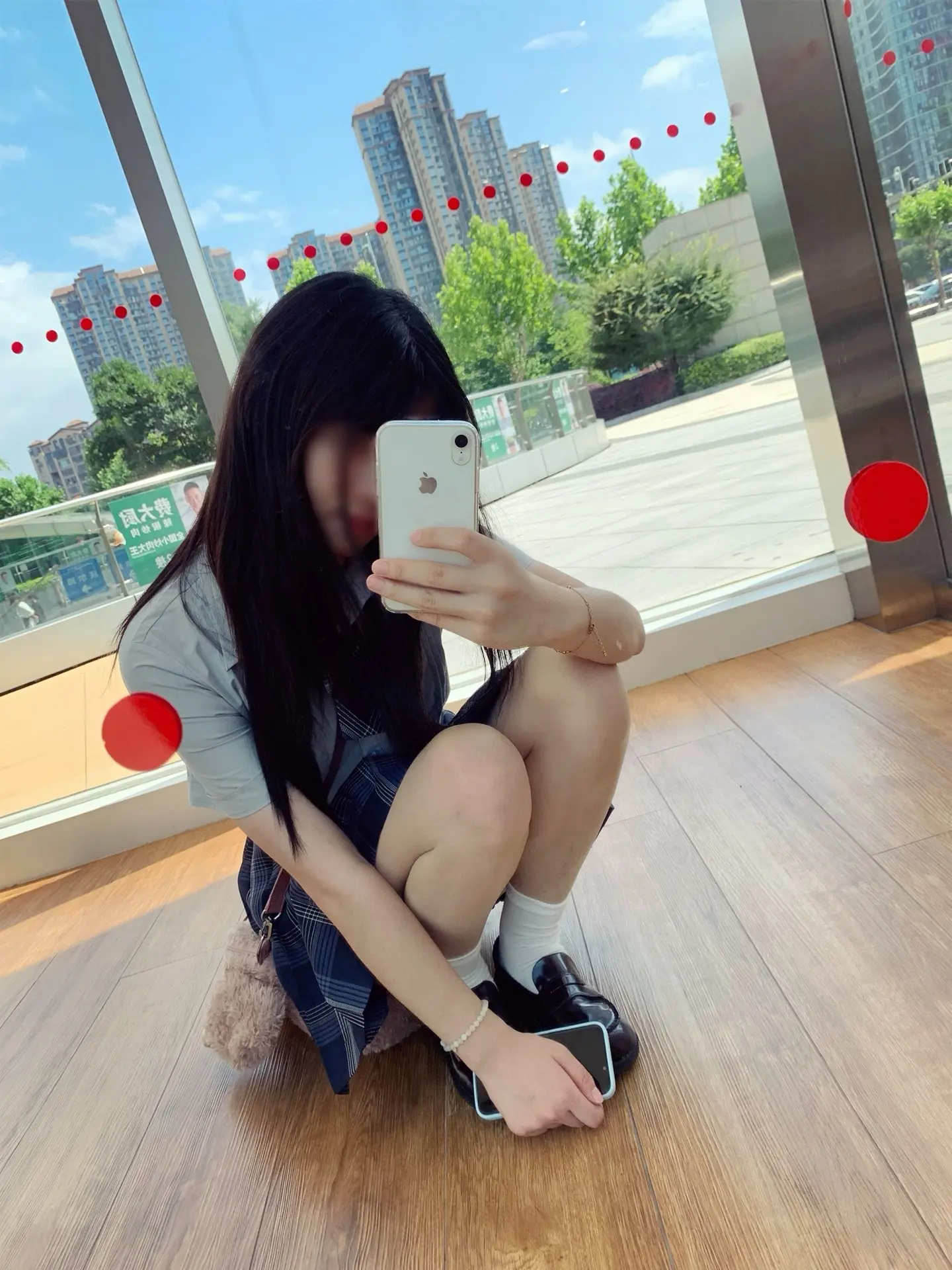 怎么就是没人好奇我呢 好奇我小时候是什么样子 我喜欢的餐厅是哪一家 我...