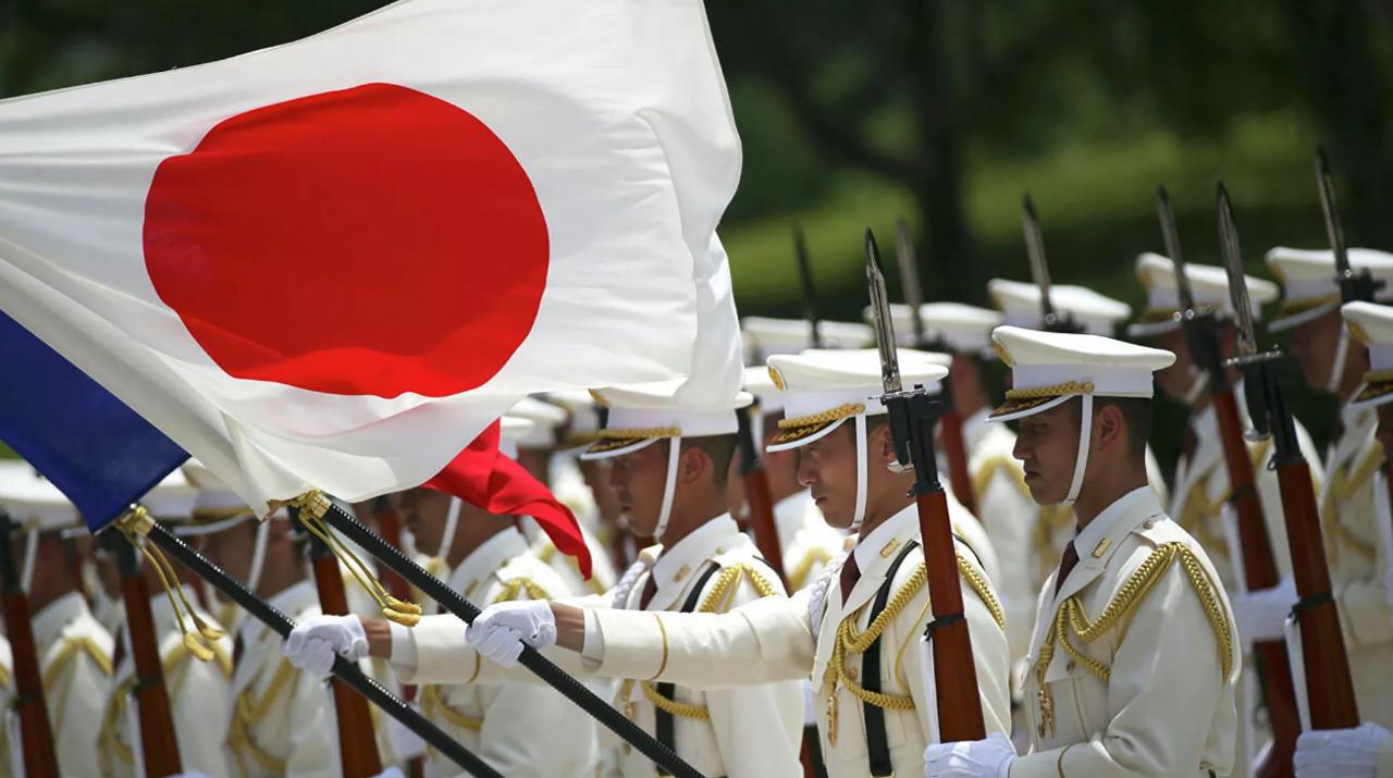 日本“新型军国主义”的军事威胁集中在三点：
近年来，日本军国主义复活，特别是高市