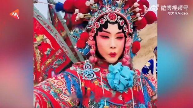 #取名胜男的她成了妈妈的骄傲##妈妈支持21岁女儿拿全家积蓄创业# 范胜男以剧团